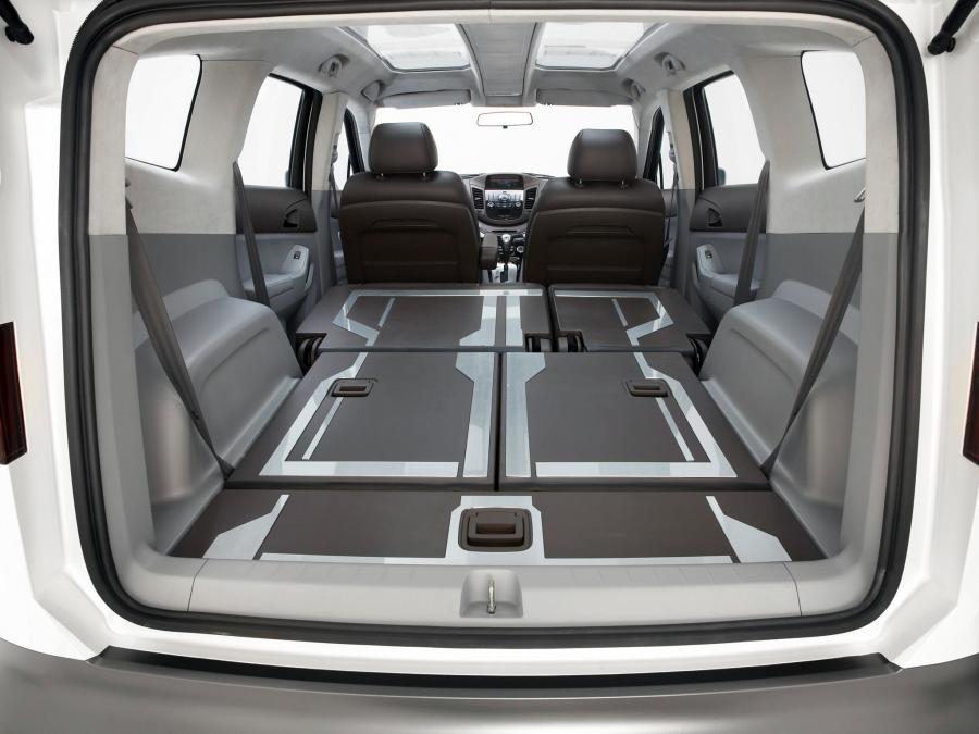  Chevrolet Orlando Concept 2008 года  (фото 2 из 61)